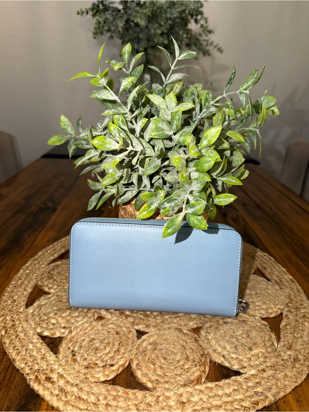 Coach Sky Blue Zip-Around Leather Wallet - Picture 2 of 6